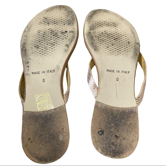 Gold Leather Flip Flop Sandals size US 6 Thin Strap Mercanti Fiorentini - Picture 3 of 4